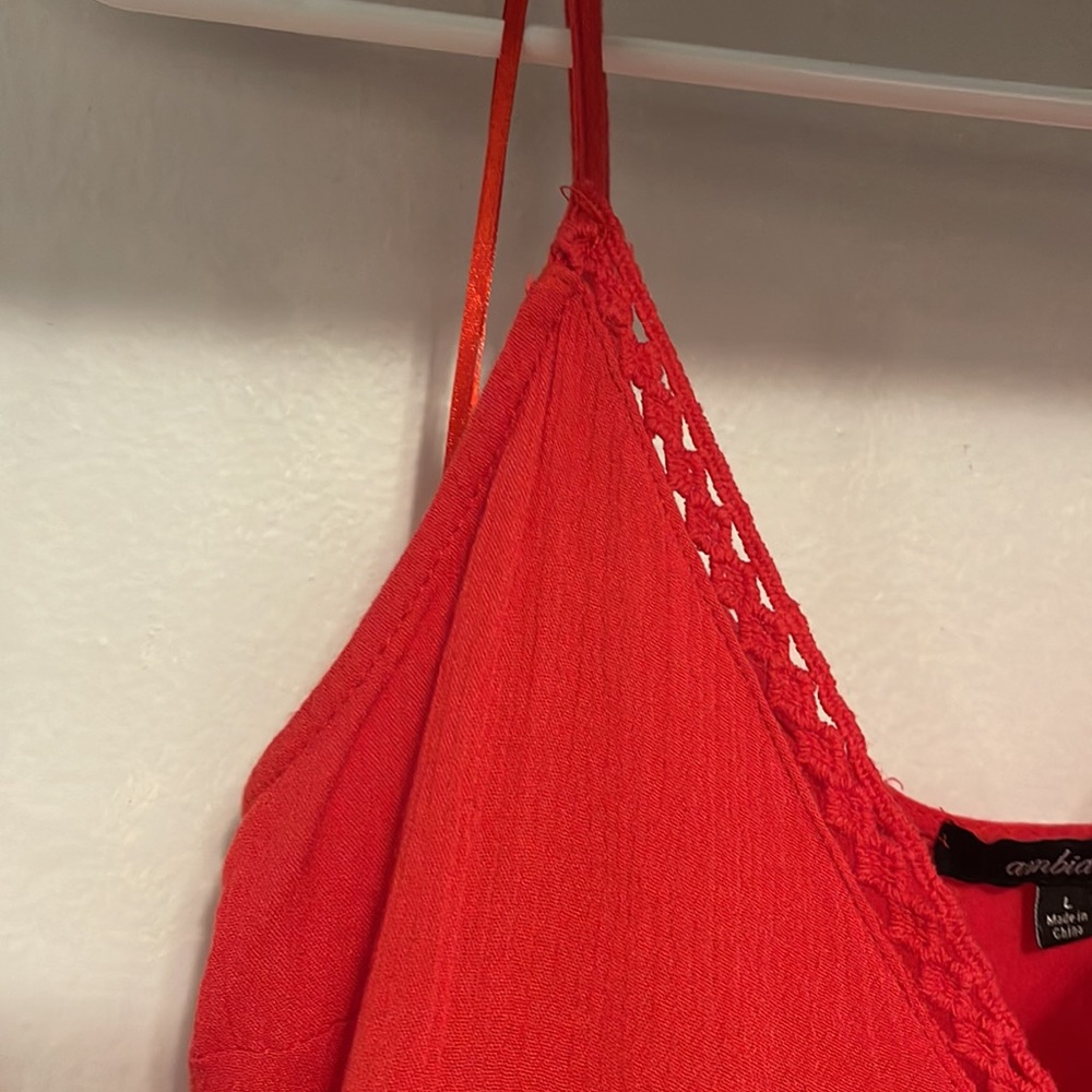 Red basic crop top!❤️✨ - Picture 4 of 5
